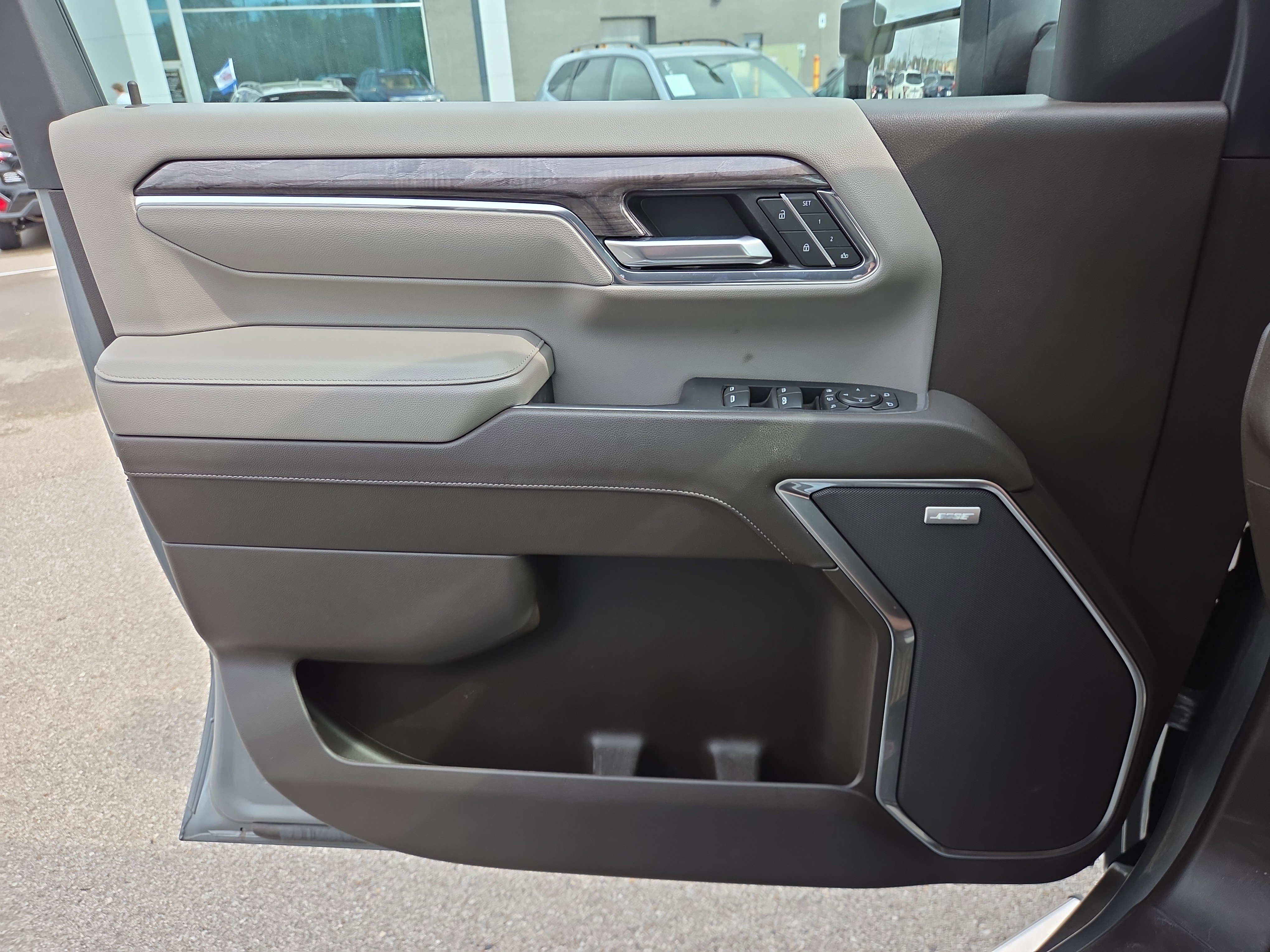 Used 2024 Chevrolet Silverado 2500 LTZ w/ LTZ Plus Package image 18