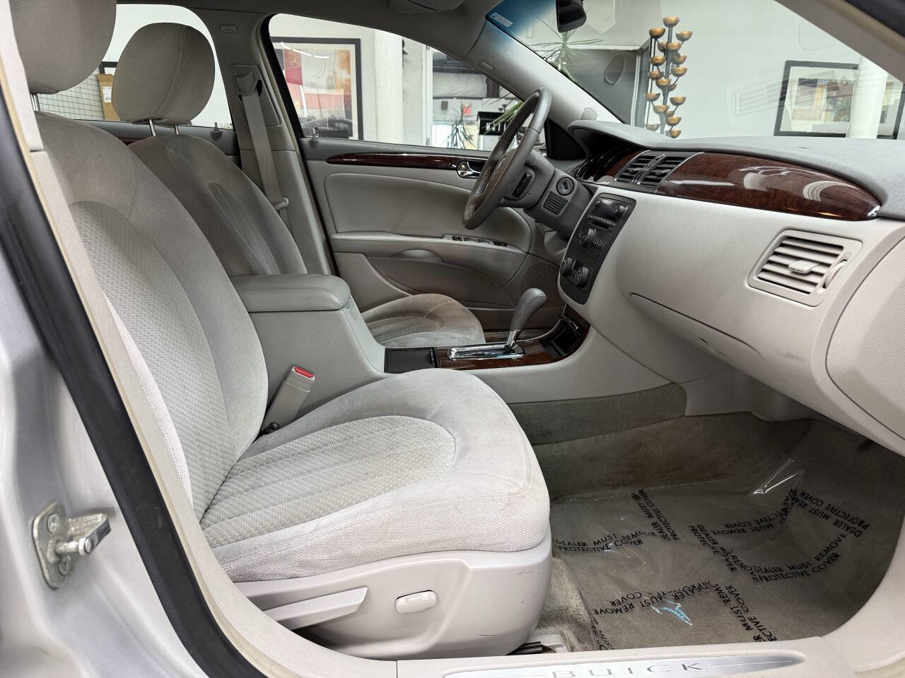 Used 2011 Buick Lucerne CX FWD image 17