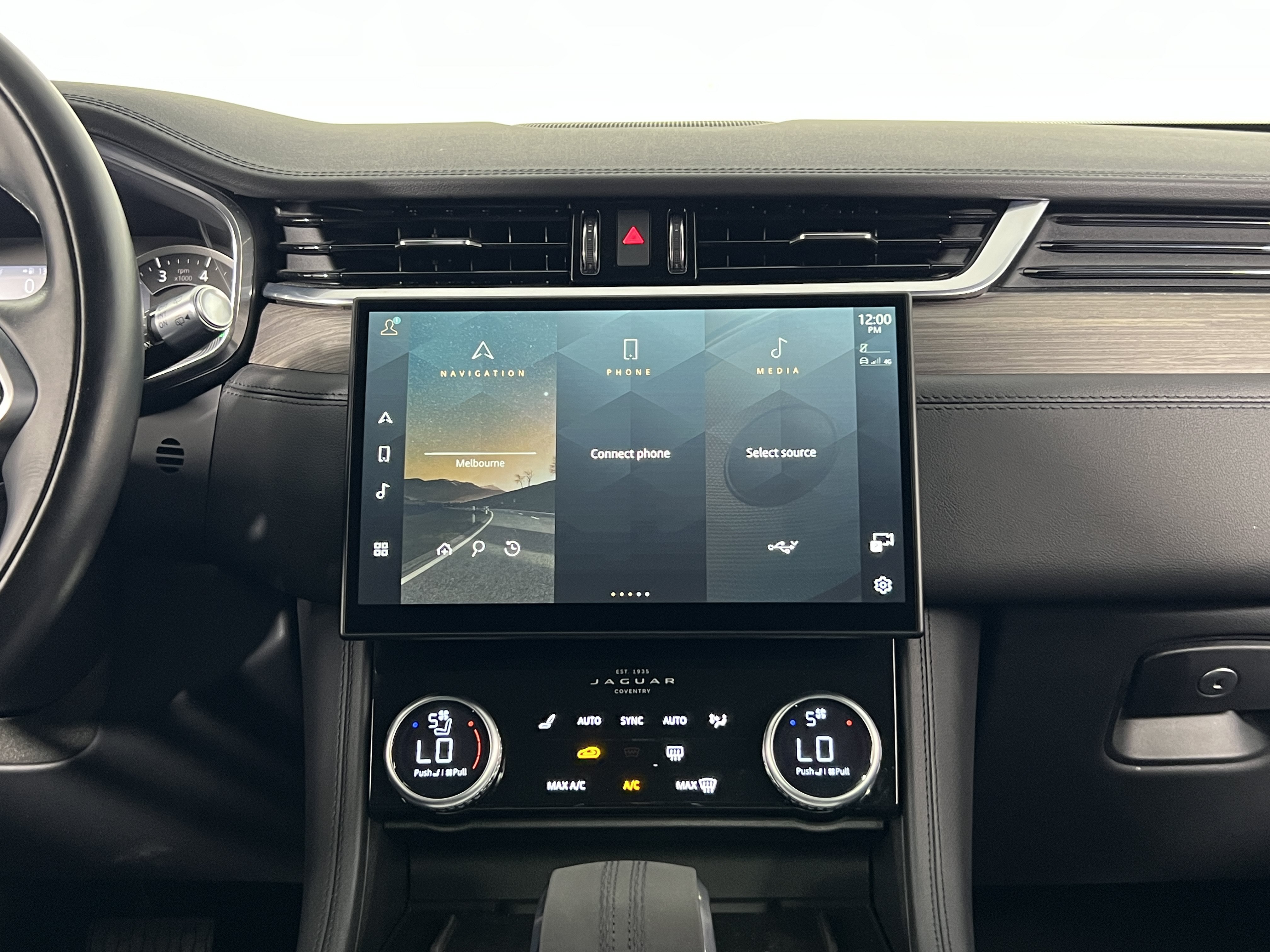 Used 2022 Jaguar F-PACE S AWD/4WD image 17