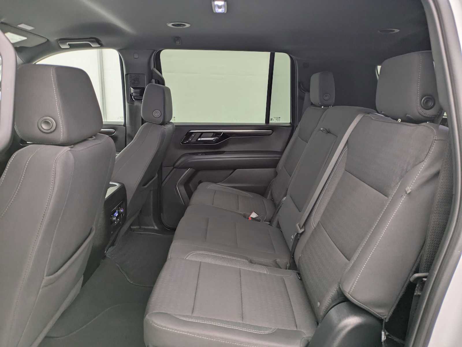 Used 2025 Chevrolet Suburban LS w/ Max Trailering Package image 18