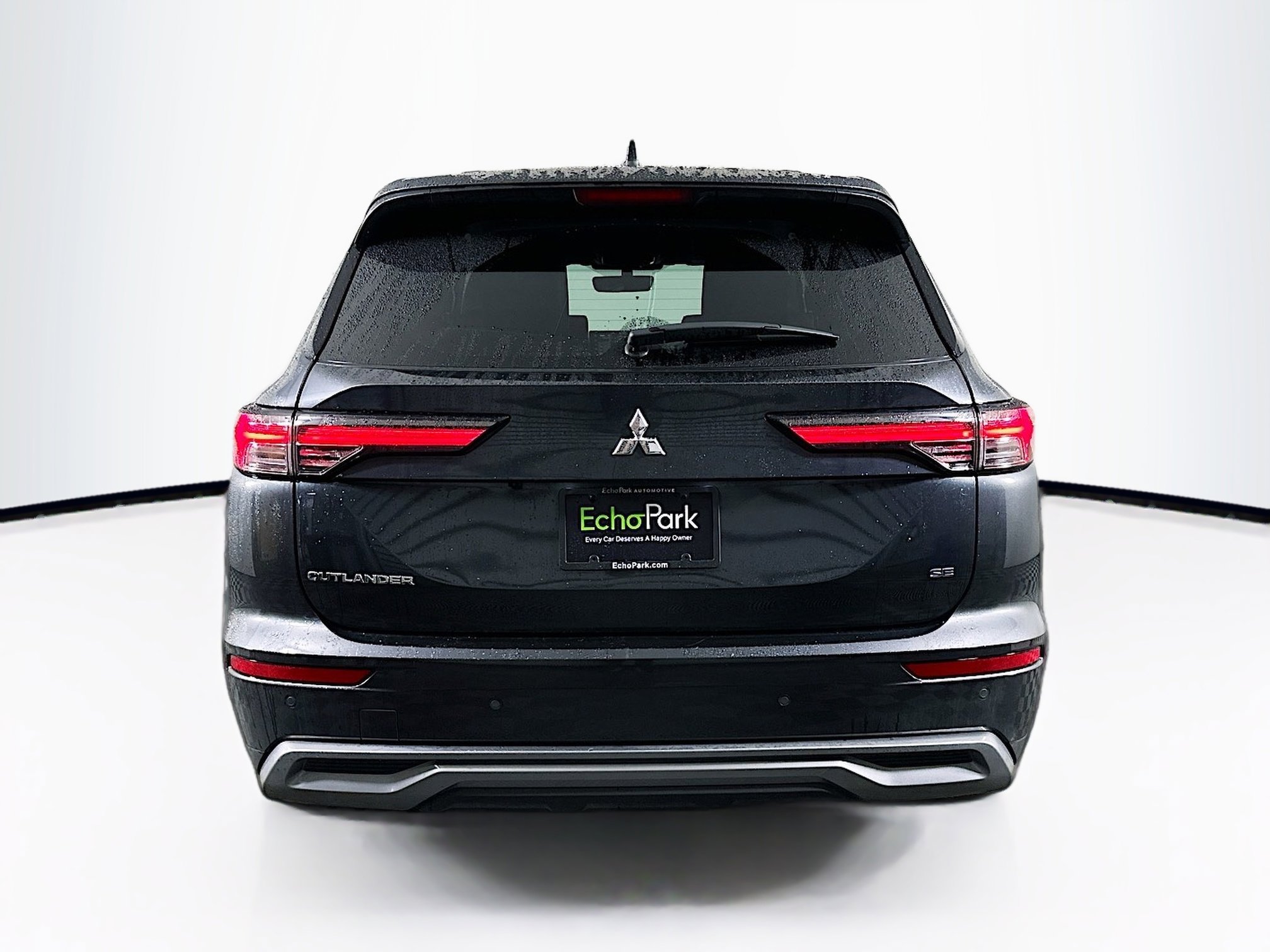 Used 2025 Mitsubishi Outlander SE image 7