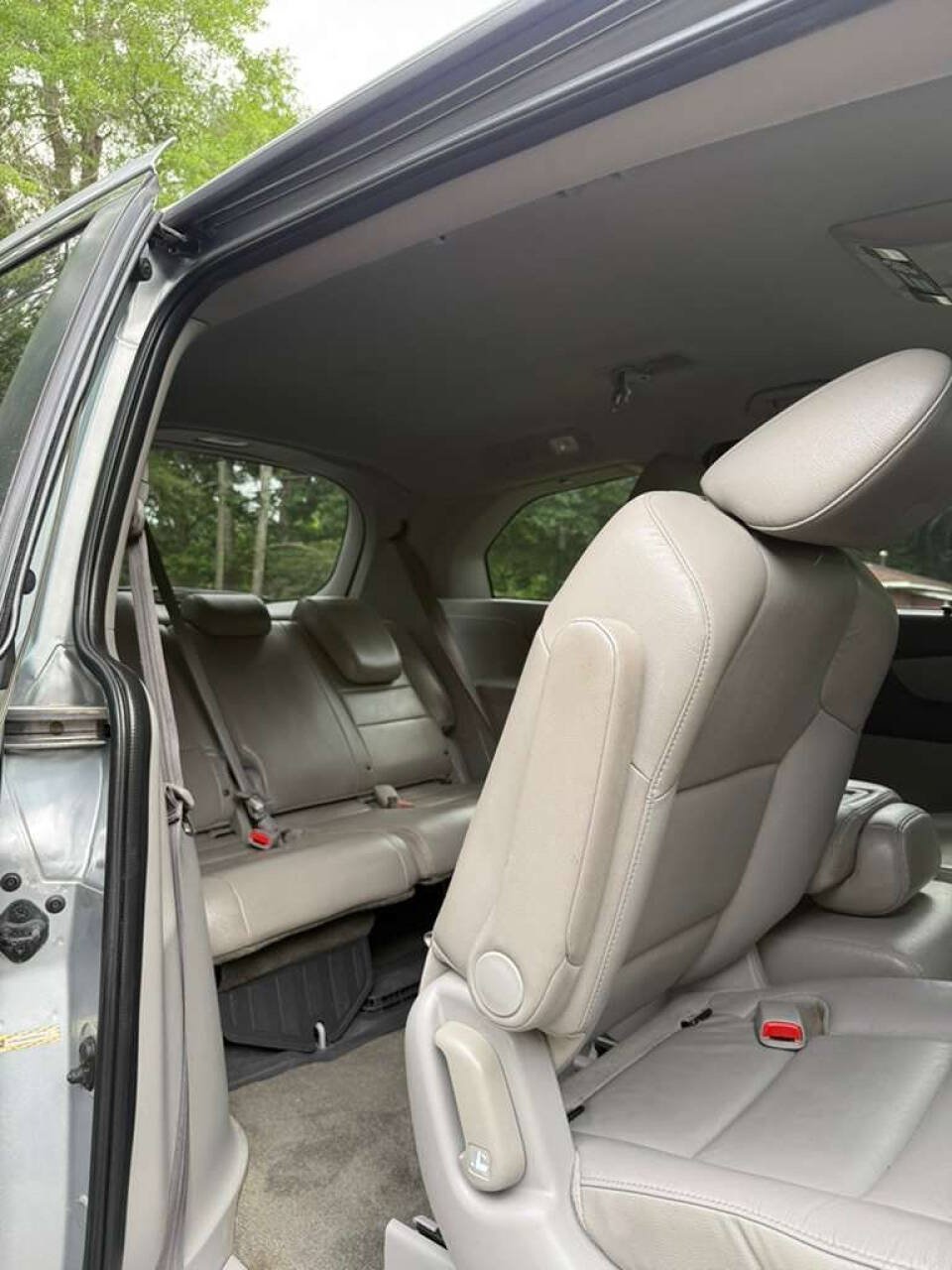 Used 2015 Honda Odyssey EX-L image 16