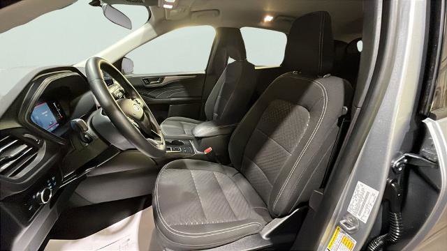 Certified 2023 Ford Escape Active AWD/4WD image 15