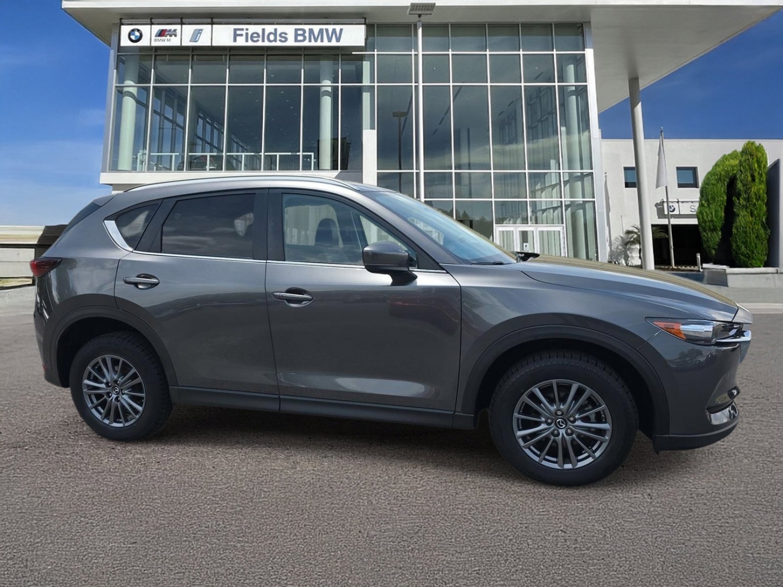 Used 2019 MAZDA CX-5 Touring FWD image 1