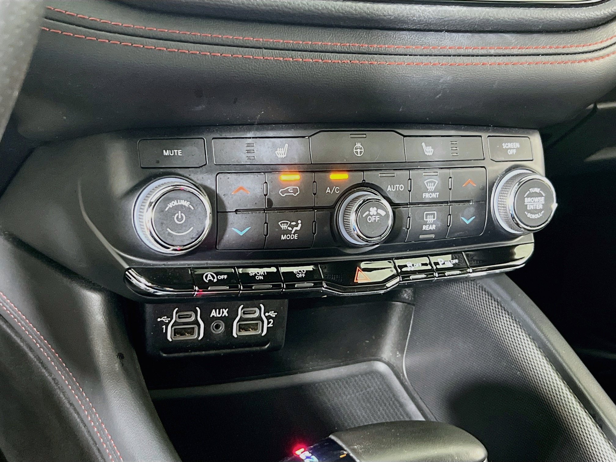 Used 2023 Dodge Durango GT AWD/4WD image 16