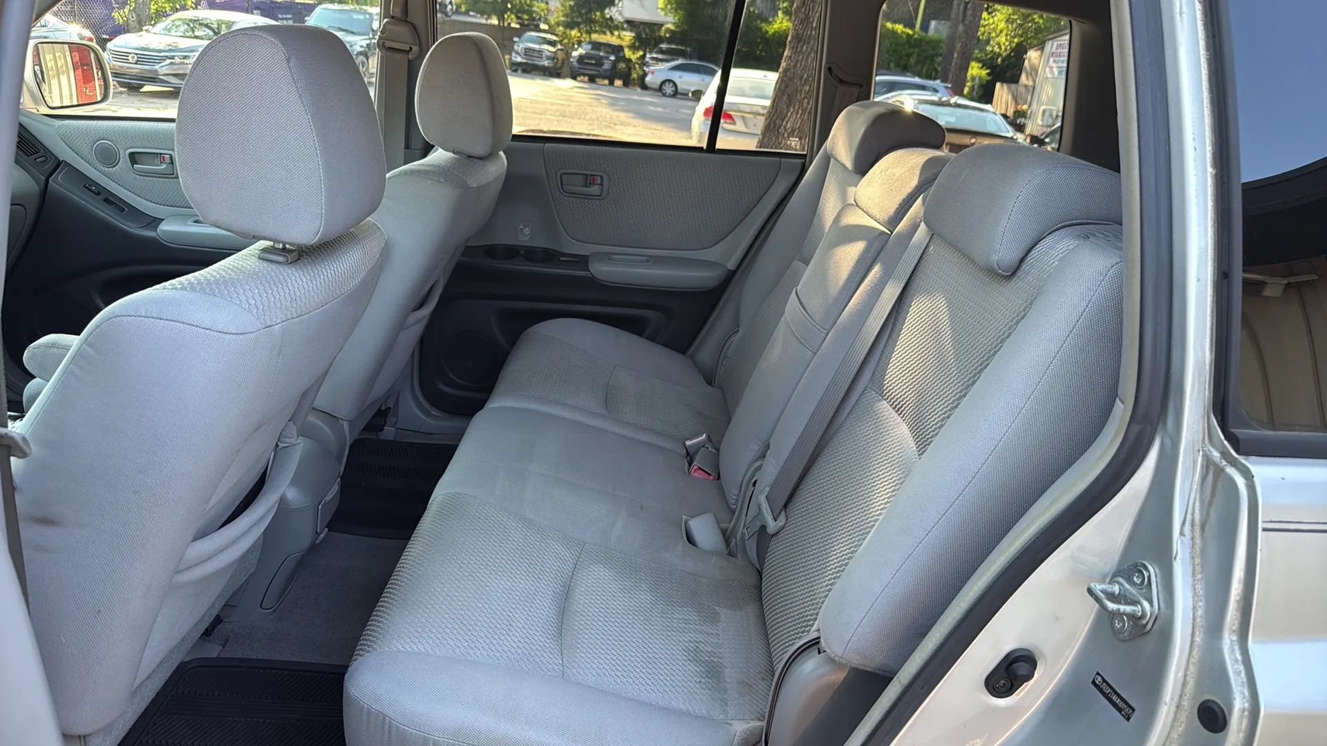 Used 2004 Toyota Highlander 2WD V6 image 17