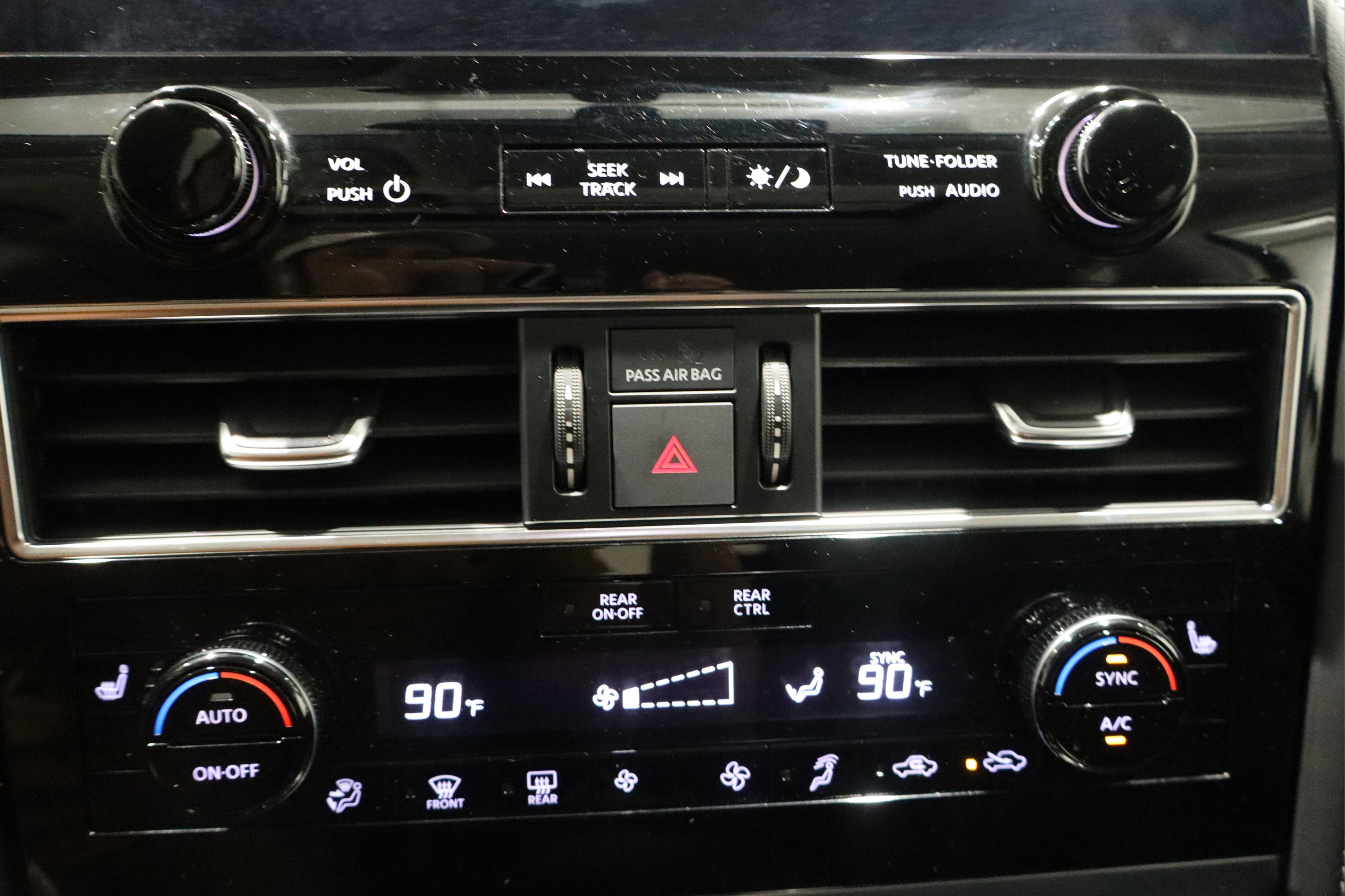 Used 2024 INFINITI QX80 Luxe image 22