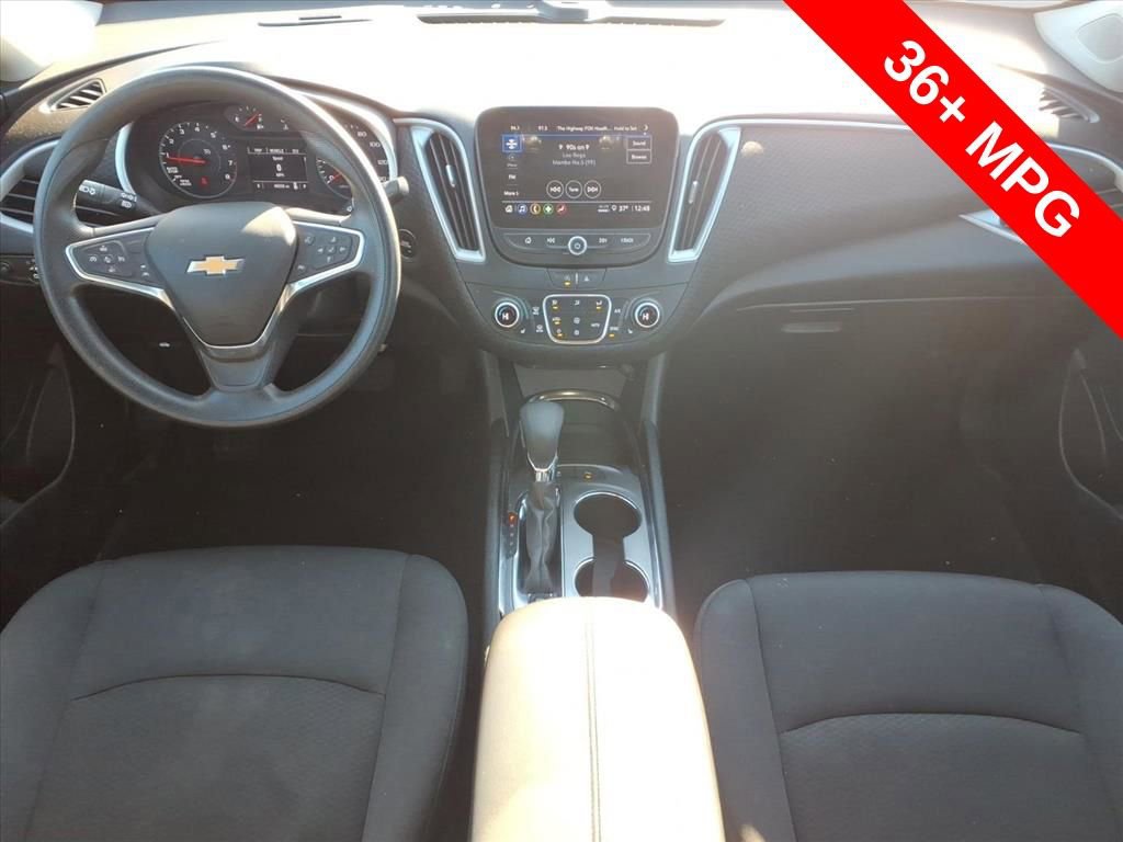 Used 2024 Chevrolet Malibu LT image 13