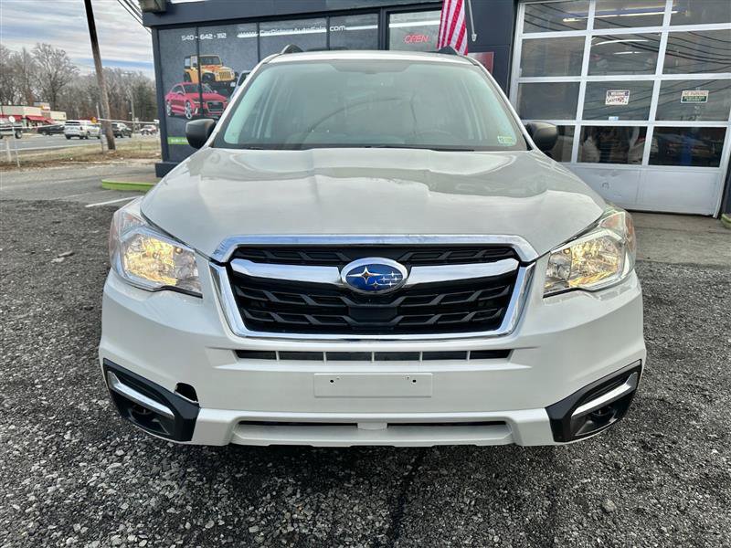 Used 2015 Subaru Forester 2.5i w/ Alloy Wheel Package AWD/4WD image 2