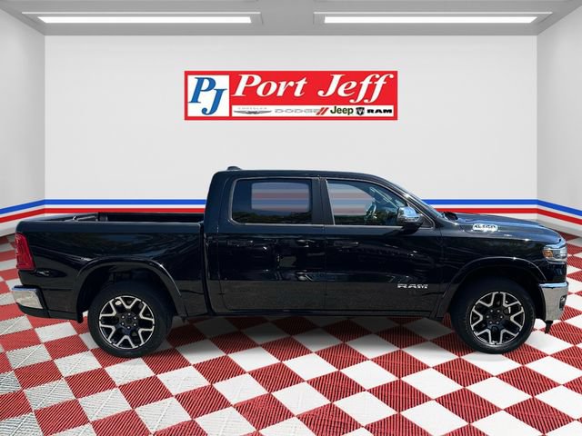Used 2025 RAM 1500 Laramie AWD/4WD image 3