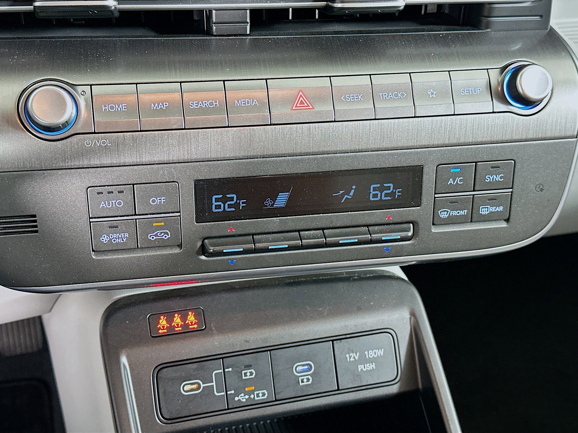 Used 2024 Hyundai Kona SEL image 24