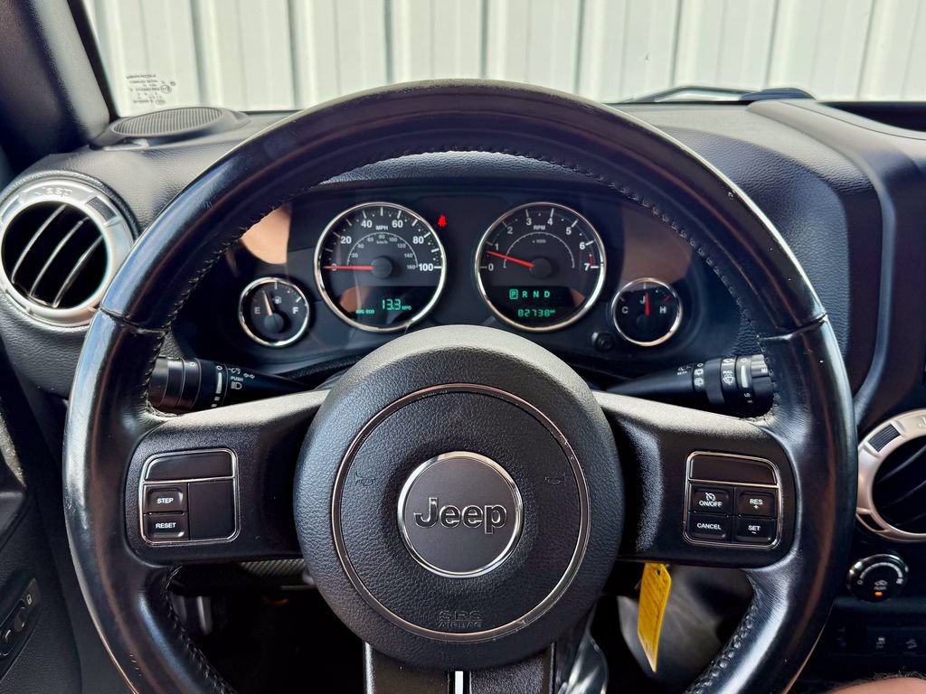 Used 2017 Jeep Wrangler Unlimited Sahara AWD/4WD image 24