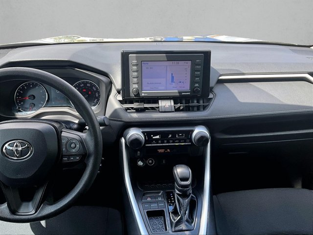 Used 2020 Toyota RAV4 LE FWD image 8