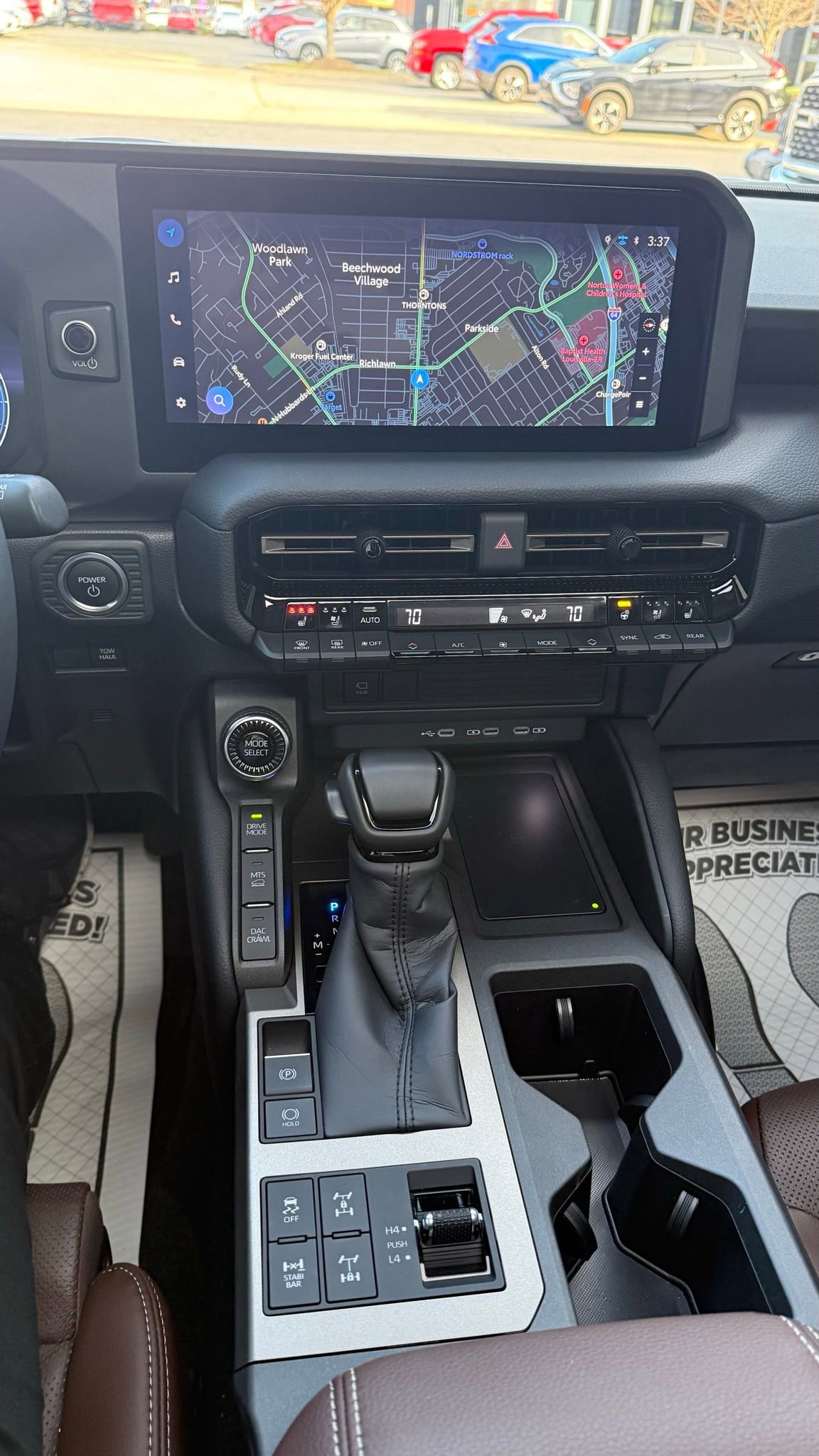 Used 2025 Toyota Land Cruiser image 40