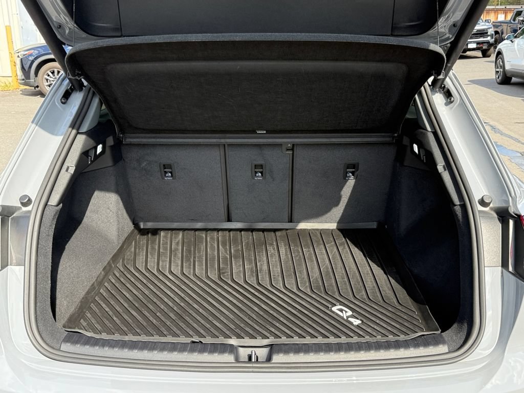 Used 2025 Audi Q4 e-tron Premium Plus RWD image 25
