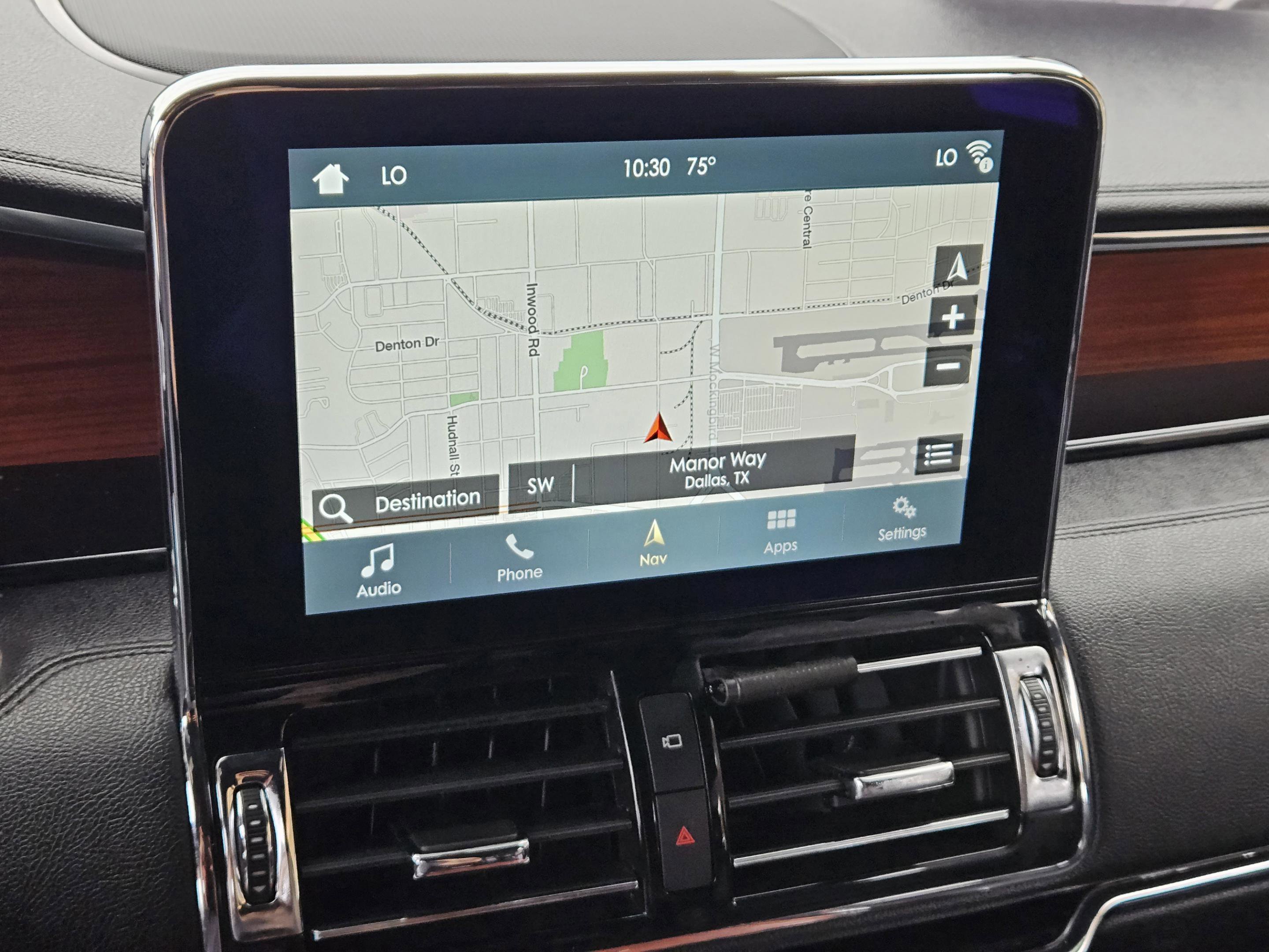 Used 2019 Lincoln Navigator Reserve image 17