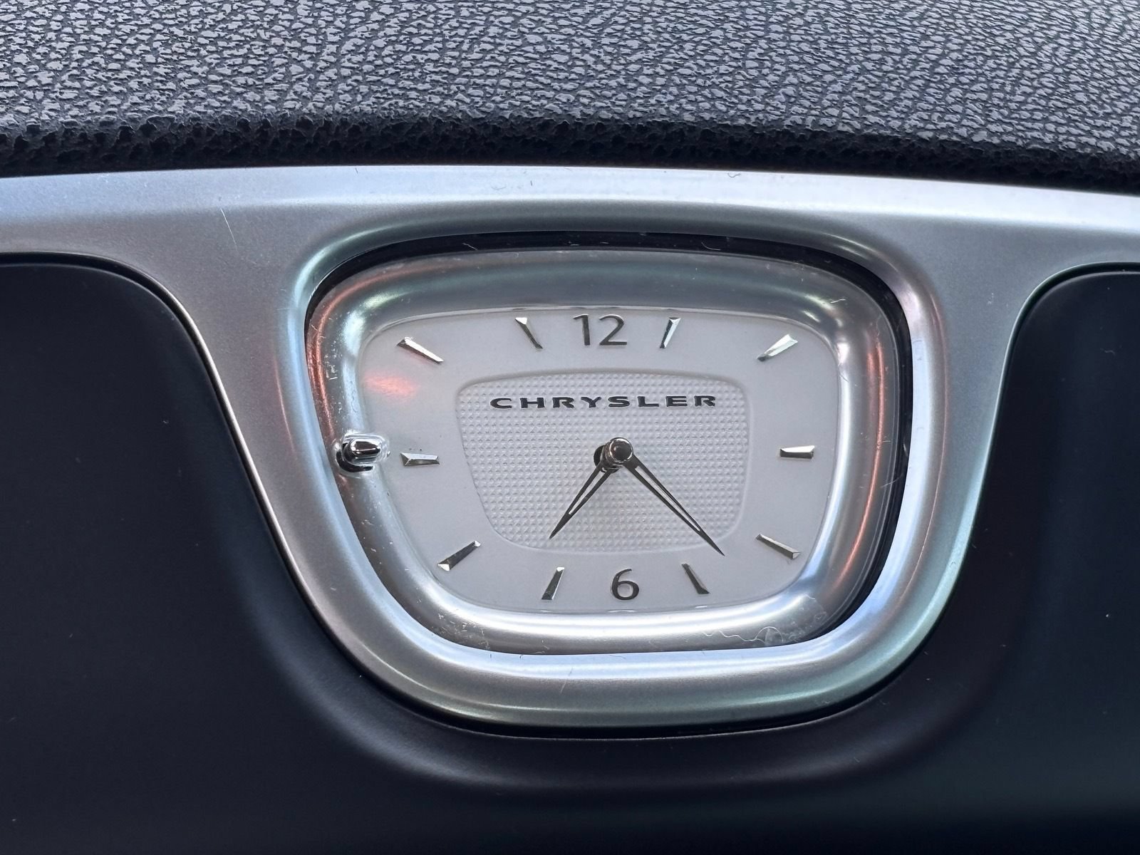 Used 2020 Chrysler 300 Limited RWD image 31