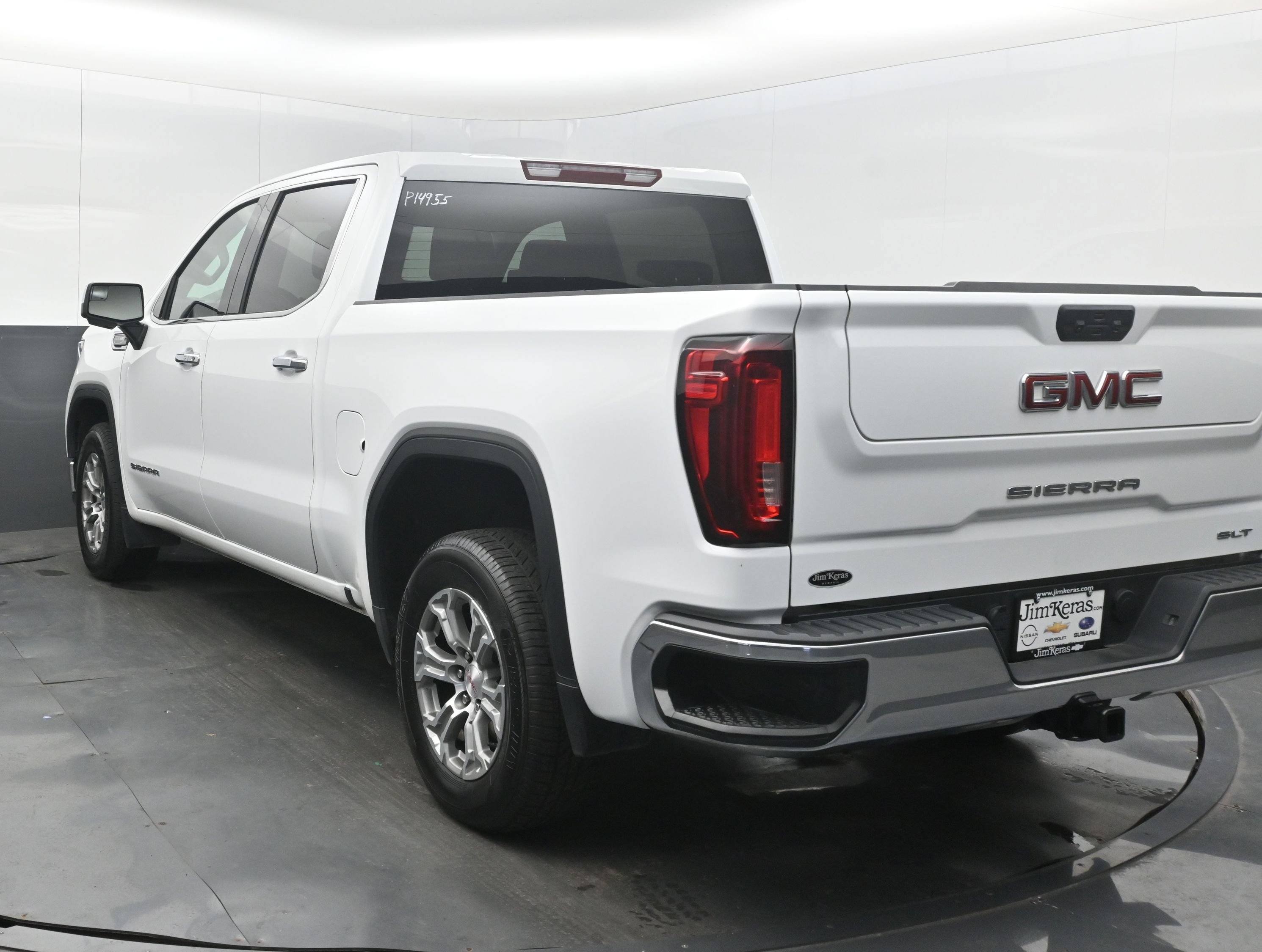 Used 2025 GMC Sierra 1500 SLT RWD image 8