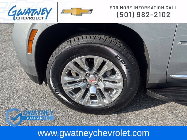 Used 2025 GMC Yukon Denali AWD/4WD image 9