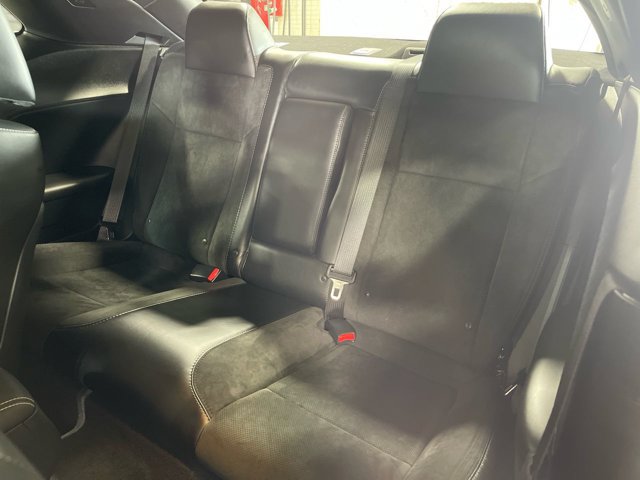 Certified 2016 Dodge Challenger R/T Scat Pack w/ Leather Interior Group RWD image 23