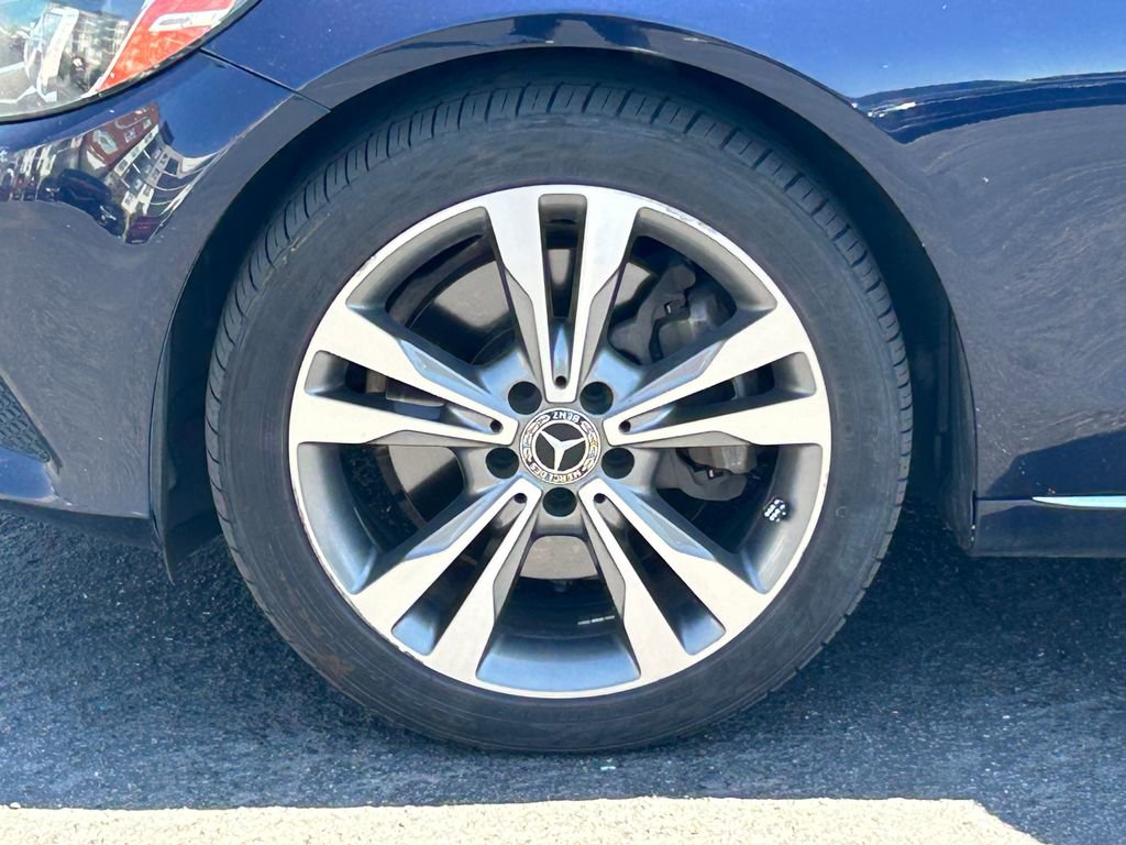 Used 2018 Mercedes-Benz C 300 4MATIC Sedan image 13