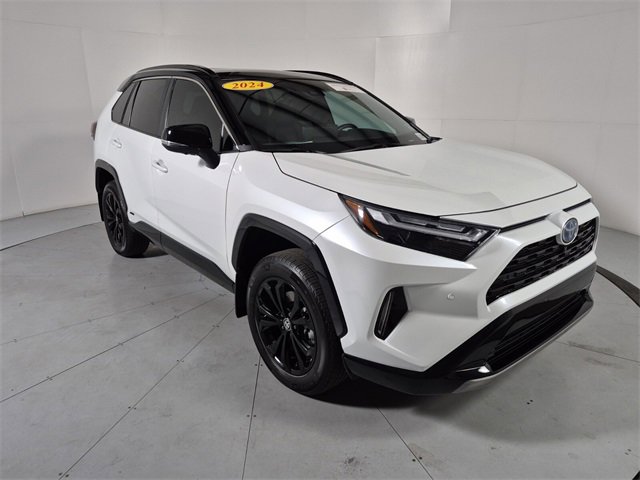 Used 2024 Toyota RAV4 XSE image 7