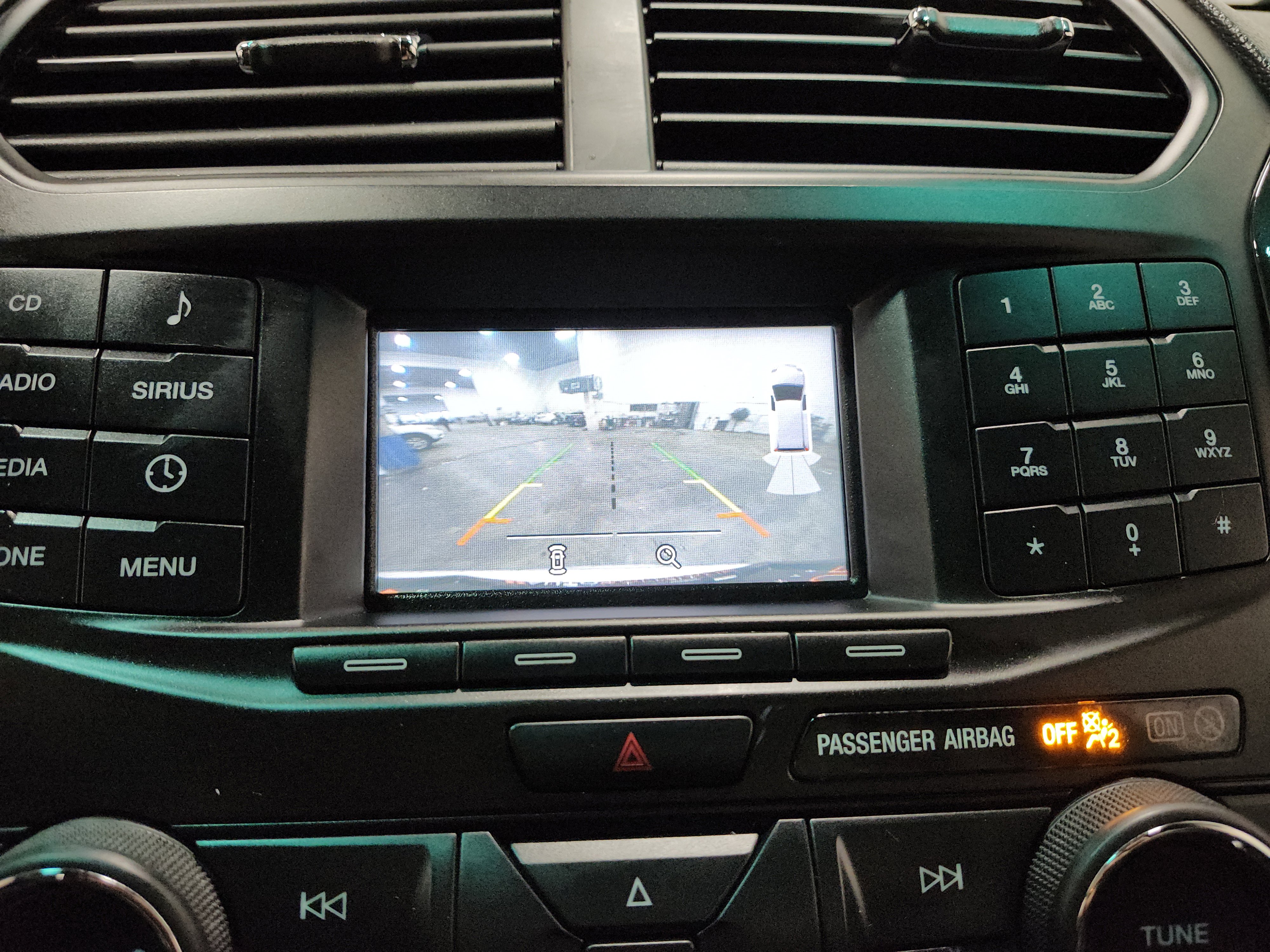 Used 2017 Ford Explorer XLT AWD/4WD image 2