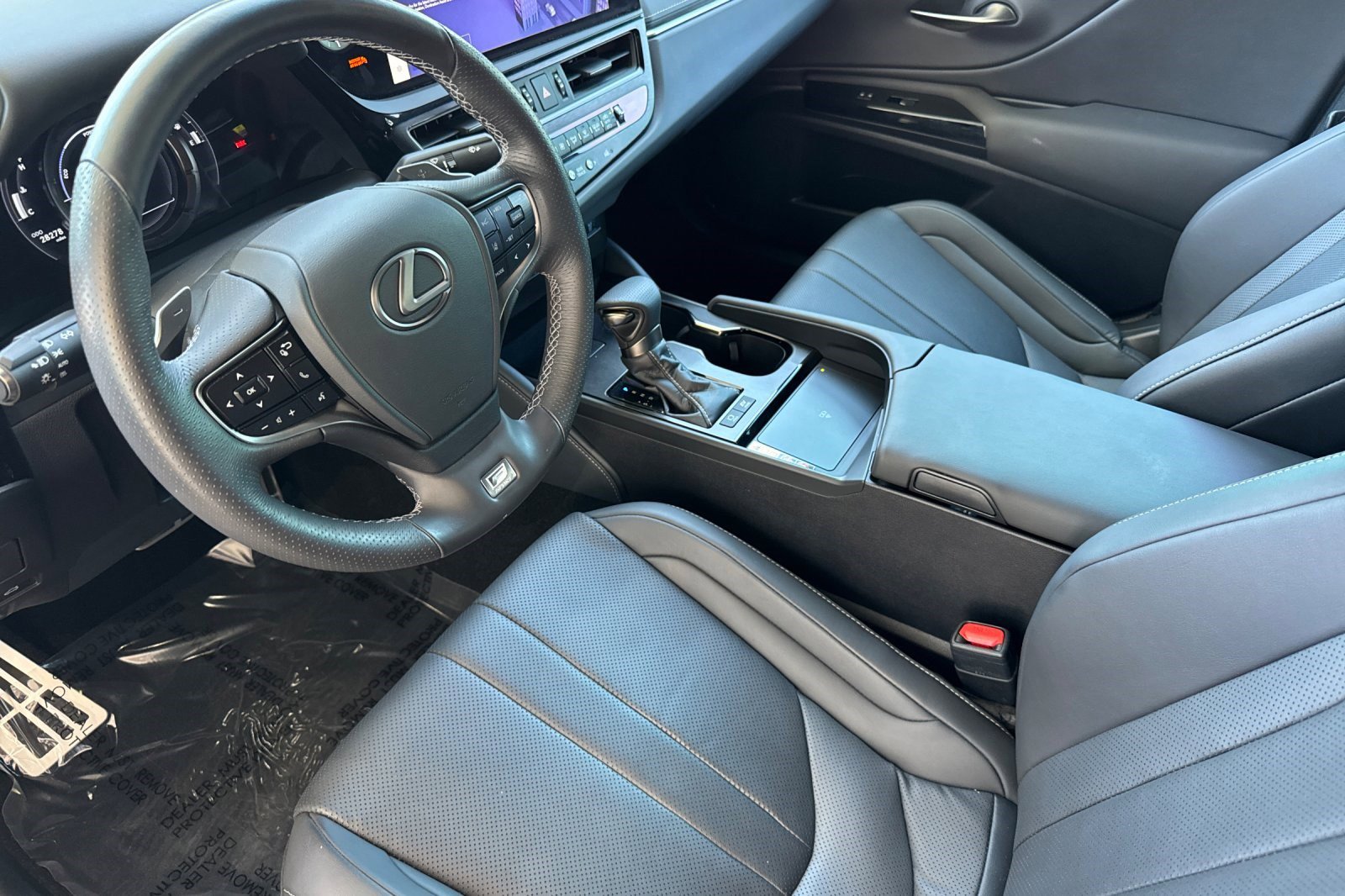Certified 2023 Lexus ES 300h F Sport FWD image 11