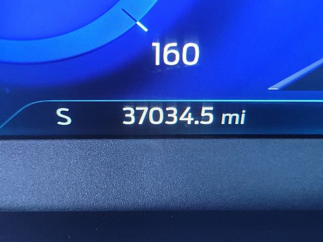 Used 2022 Ford Escape SEL w/ Technology Package image 11