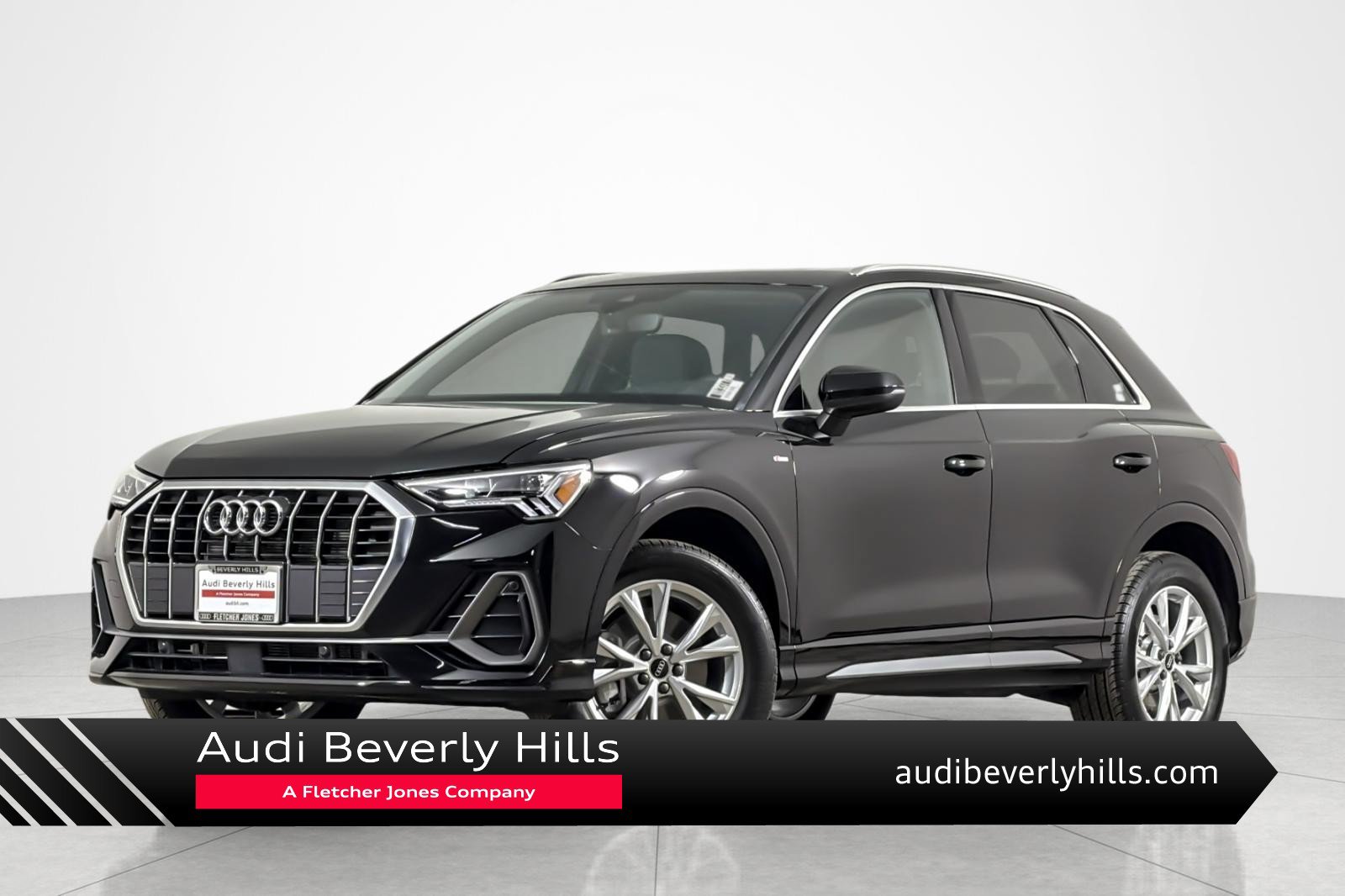 Used 2025 Audi Q3 2.0T Premium Plus w/ Premium Plus Package AWD/4WD image 1