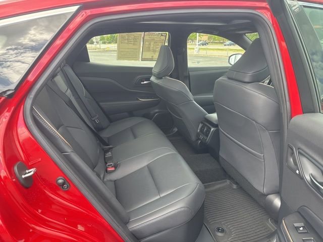 Used 2023 Toyota Crown Limited image 16