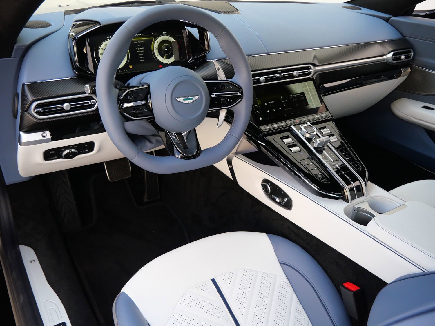 New 2026 Aston Martin V8 Vantage S image 3