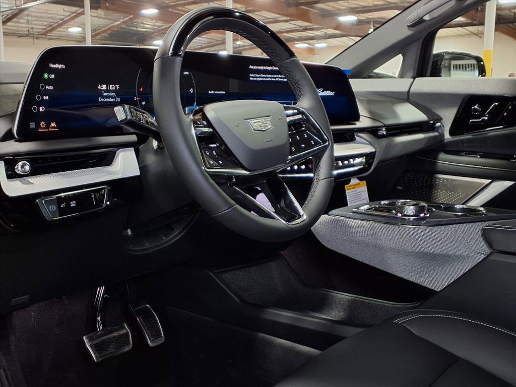 New 2026 Cadillac Optiq Sport 1 image 14