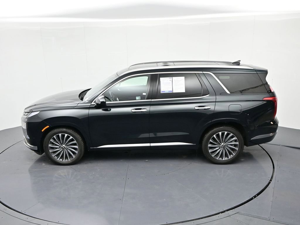 Used 2024 Hyundai Palisade Calligraphy image 21