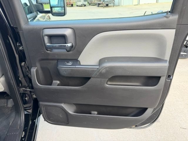 Used 2018 Chevrolet Silverado 3500 W/T AWD/4WD image 35
