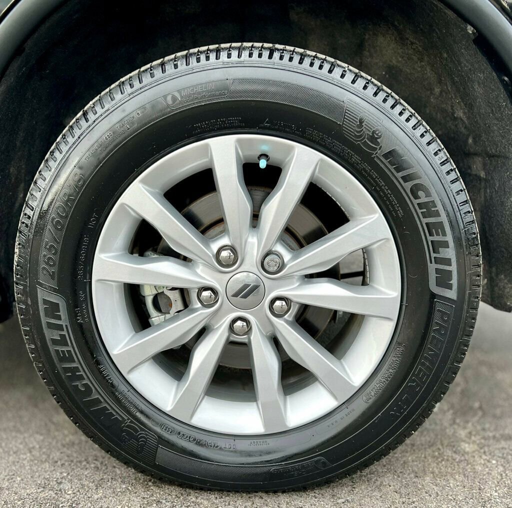 Used 2022 Dodge Durango SXT AWD/4WD image 30