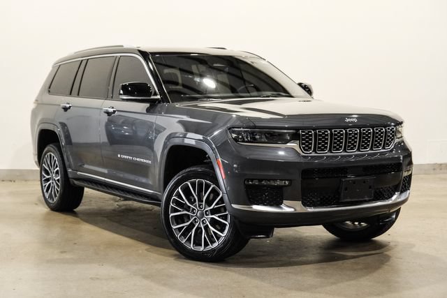 Used 2023 Jeep Grand Cherokee L Summit AWD/4WD image 4