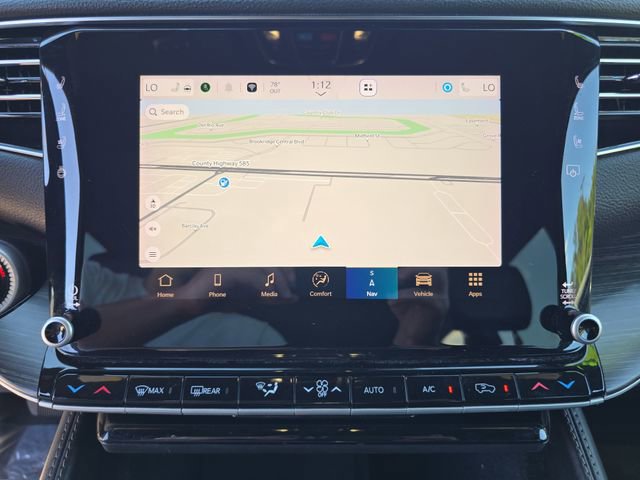 Certified 2024 Jeep Wagoneer Series II w/ Flexible Seating Group image 18