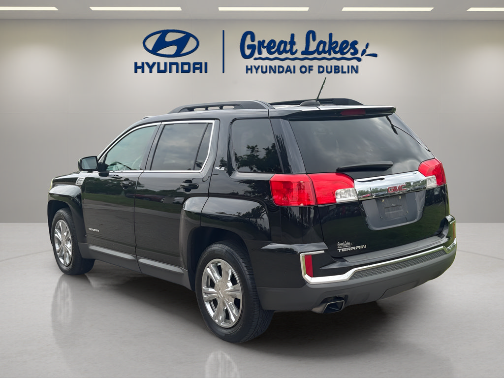 Used 2017 GMC Terrain SLE w/ Convenience Package FWD image 3