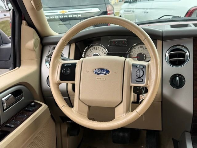 Used 2014 Ford Expedition XLT w/ Equipment Group 202A image 7