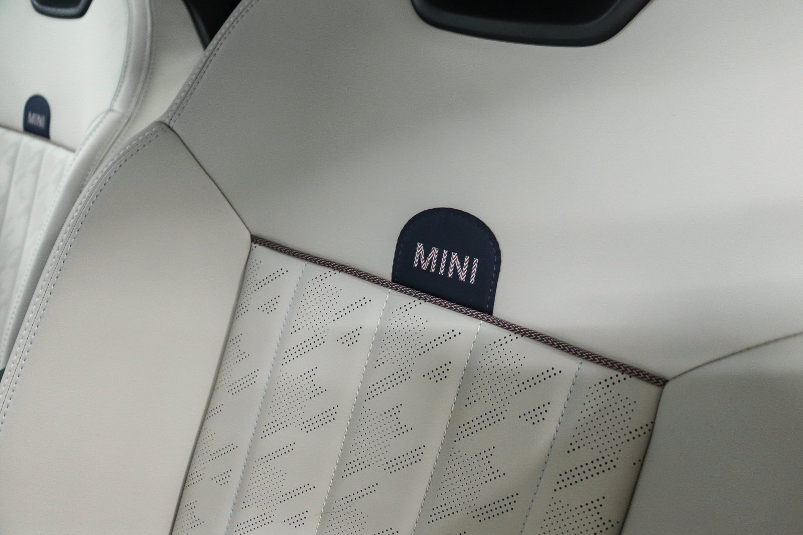Used 2026 MINI Cooper S FWD image 22