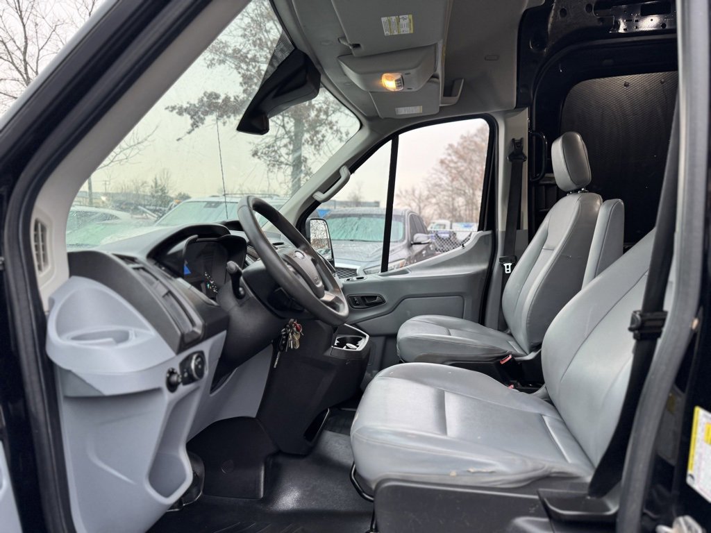 Used 2018 Ford Transit 250 148 Medium Roof image 12