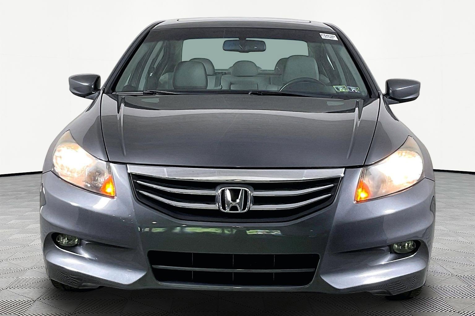 Used 2012 Honda Accord EX-L image 2