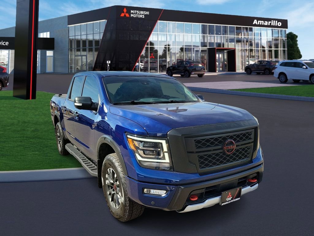 Used 2024 Nissan Titan PRO-4X w/ Pro-4x Convenience Package image 4