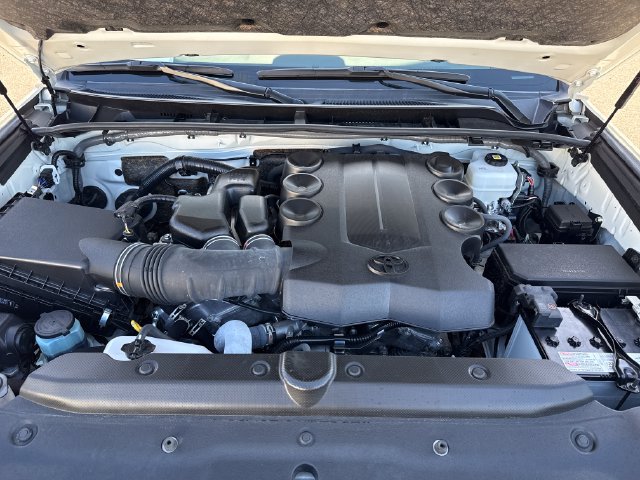 Used 2023 Toyota 4Runner Limited AWD/4WD image 33
