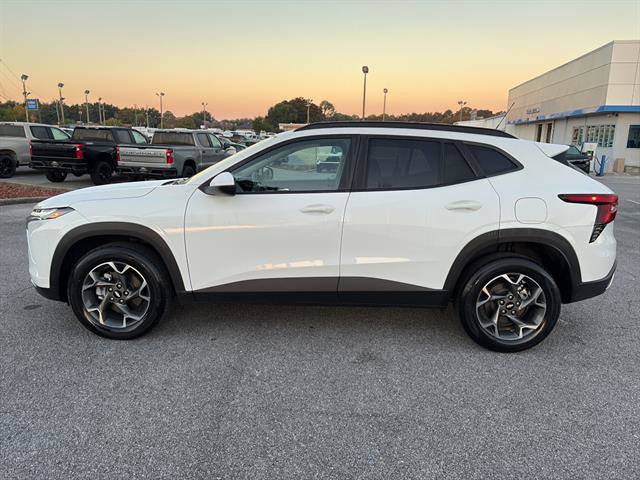 Used 2024 Chevrolet Trax LT image 4