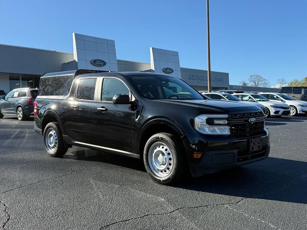 Used 2022 Ford Maverick XL image 2