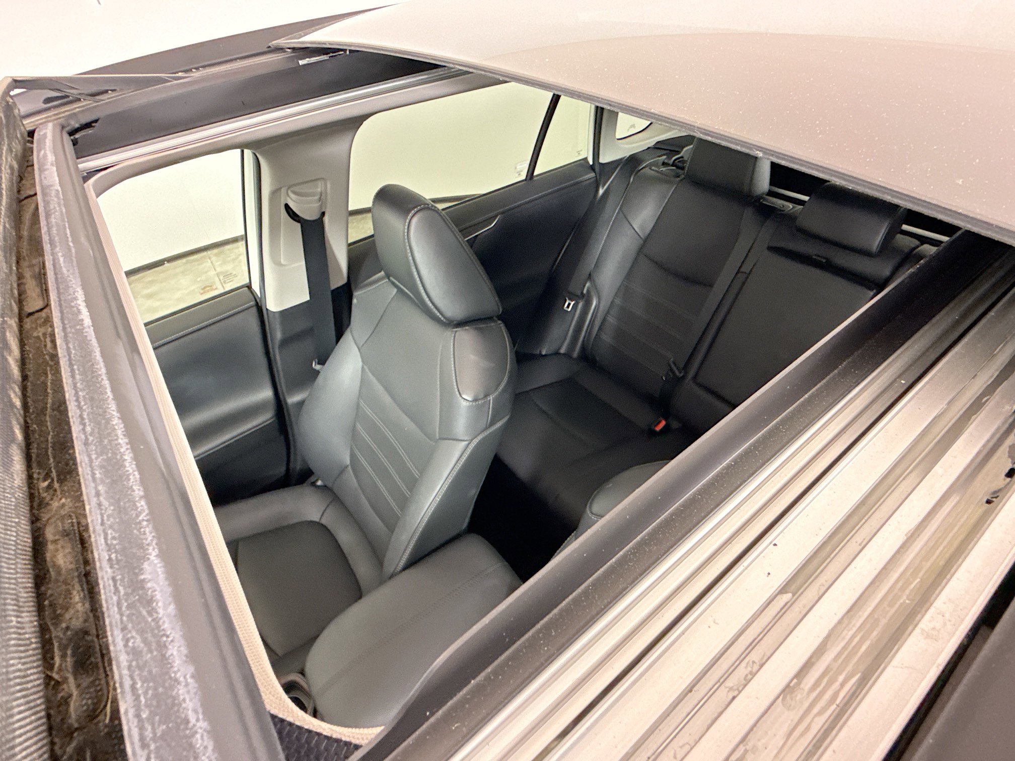 Used 2021 Toyota RAV4 Limited AWD/4WD image 14