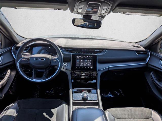 Used 2023 Jeep Grand Cherokee L Laredo AWD/4WD image 16