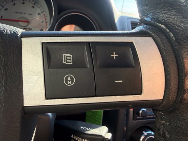 Used 2009 Dodge Challenger SRT8 RWD image 18